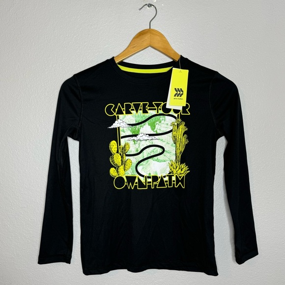 New Long Sleeve Boy Tee, Size M (8), Color: Black - Picture 1 of 7